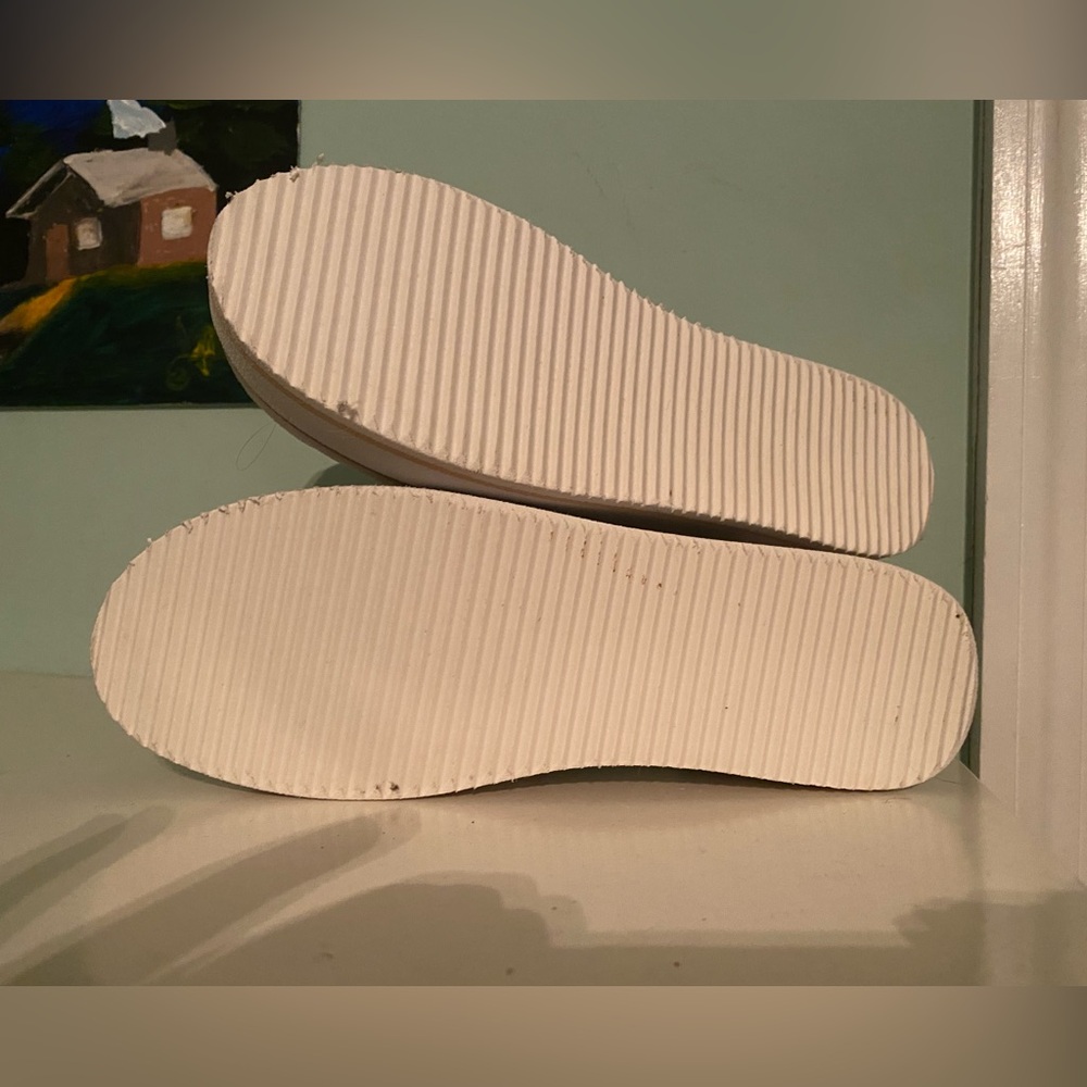 Sandals - Picture 12 of 15